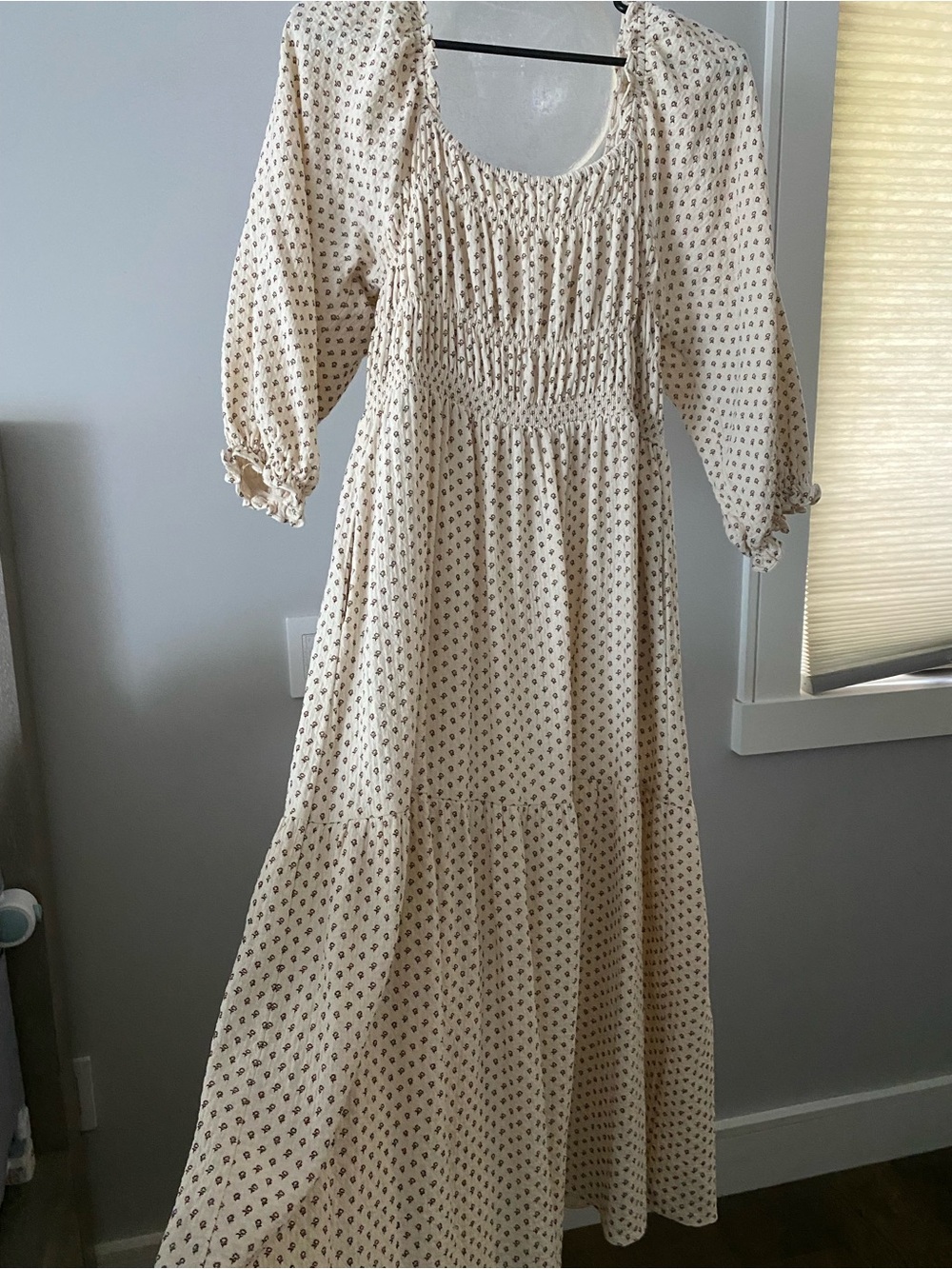Neuflora Smocked Midi Dress with Puff Sleeves - Picture 8 of 8
